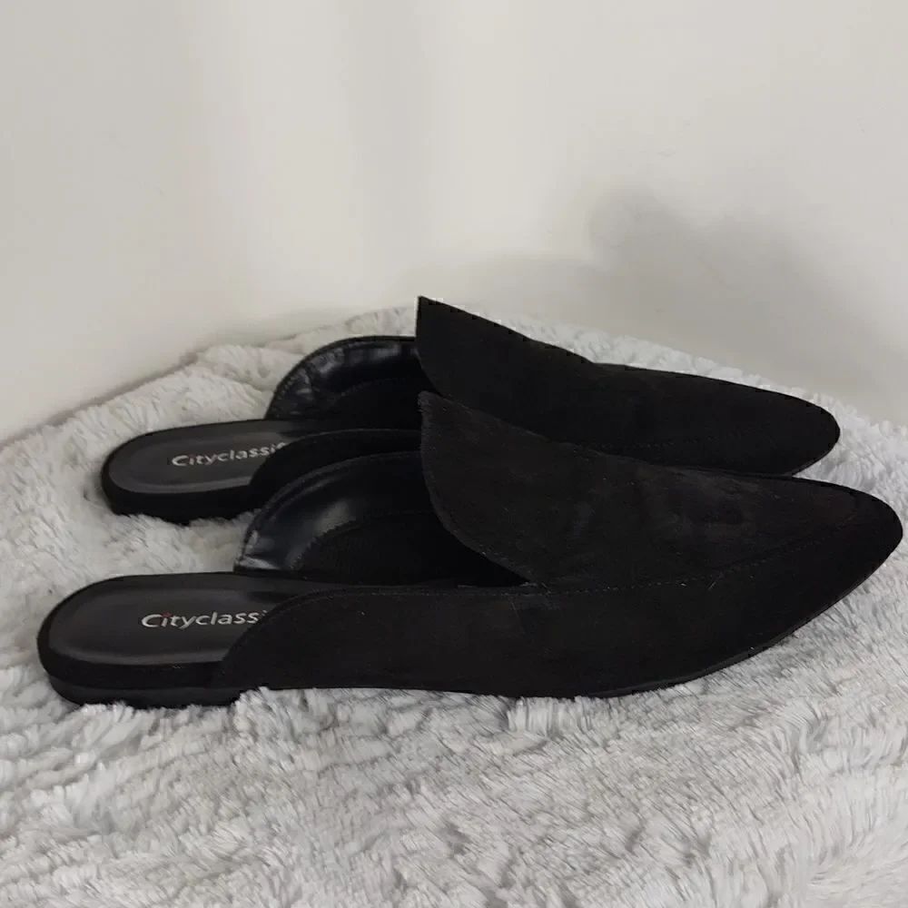 Cityclassified Woman's Mules